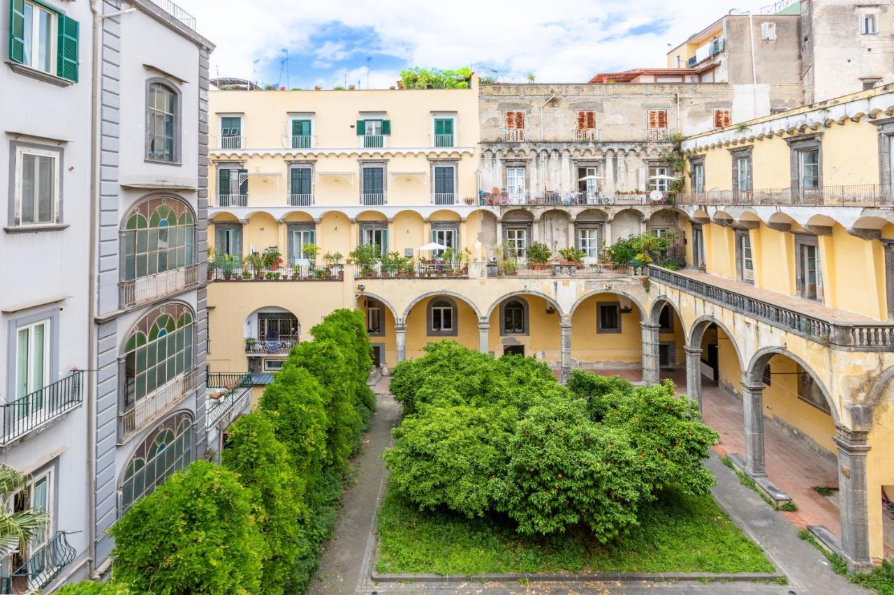 Cloistervista Apartment Napoli Esterno foto
