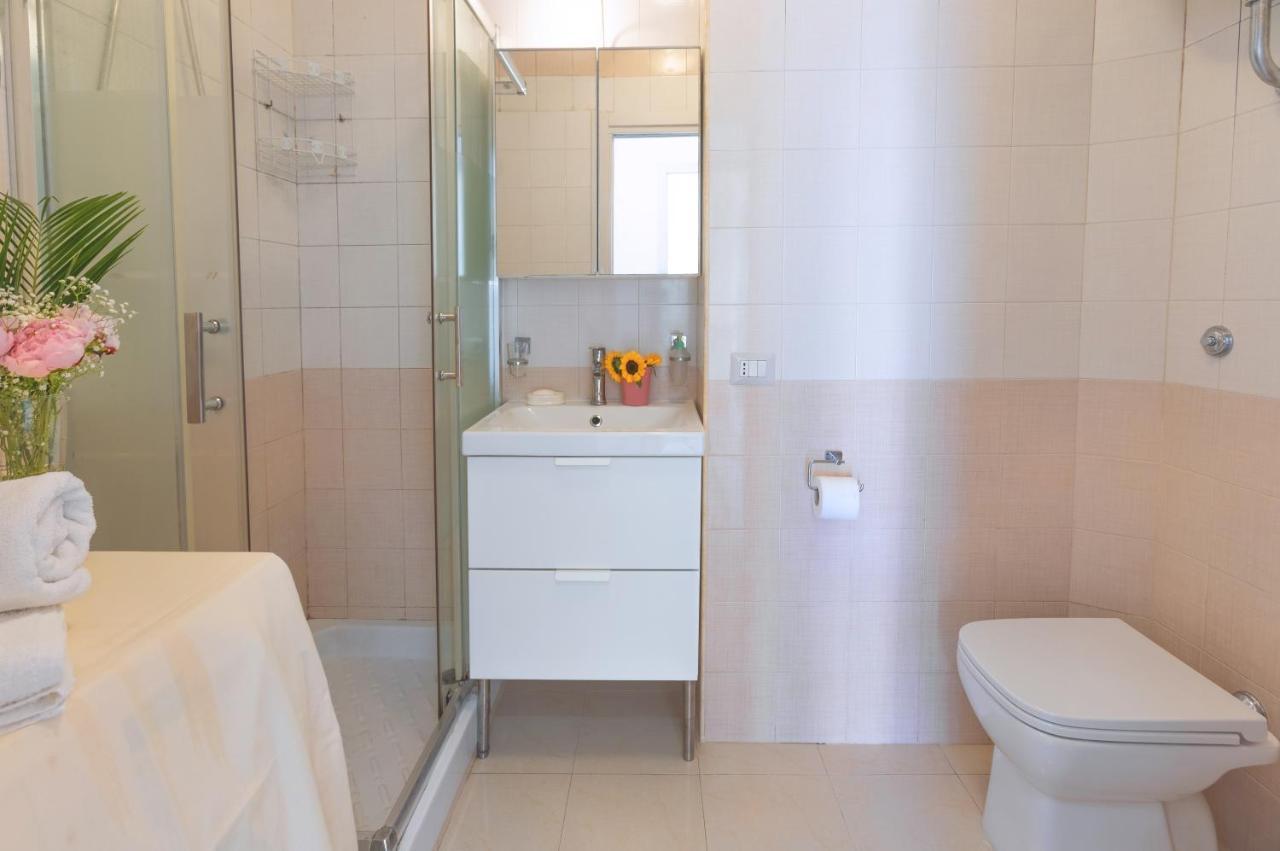 Cloistervista Apartment Napoli Esterno foto