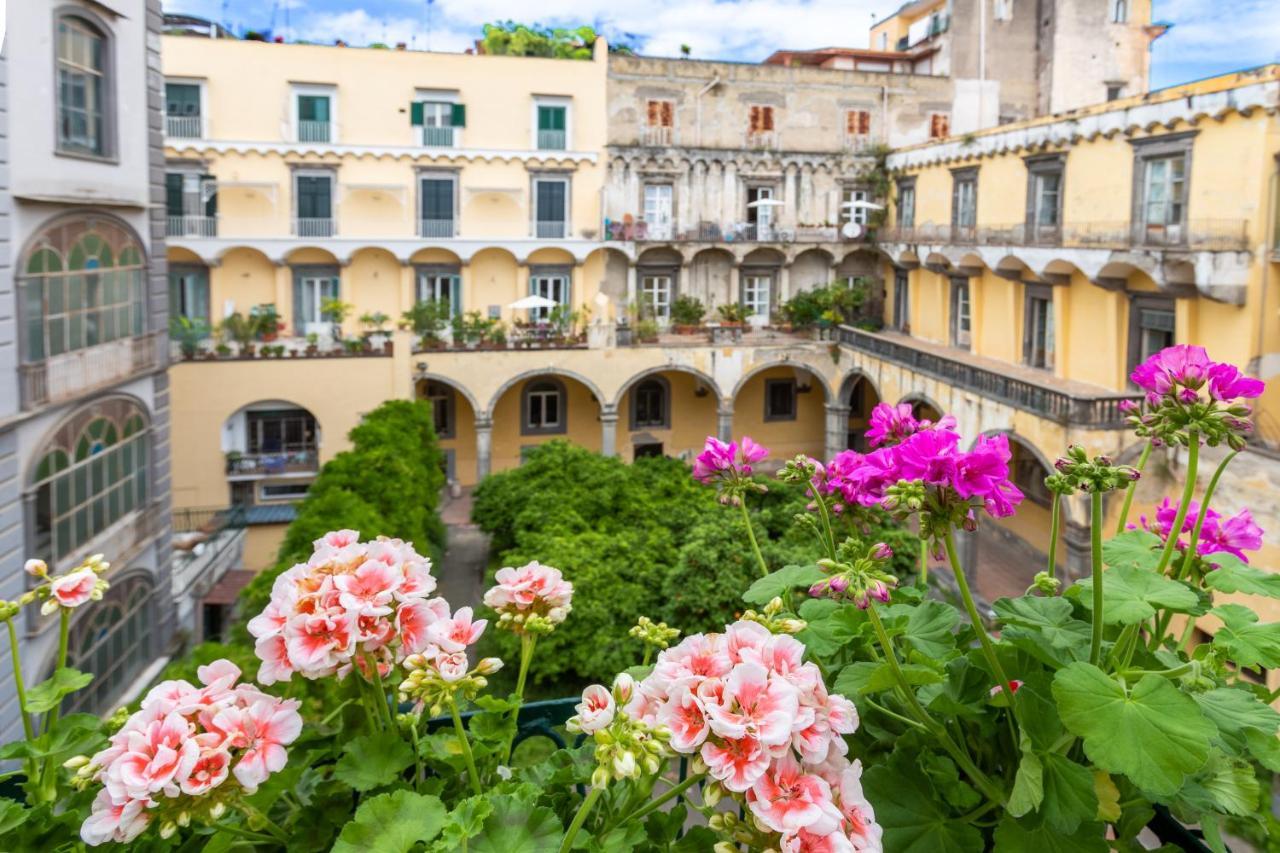 Cloistervista Apartment Napoli Esterno foto