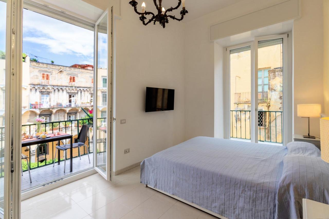 Cloistervista Apartment Napoli Esterno foto