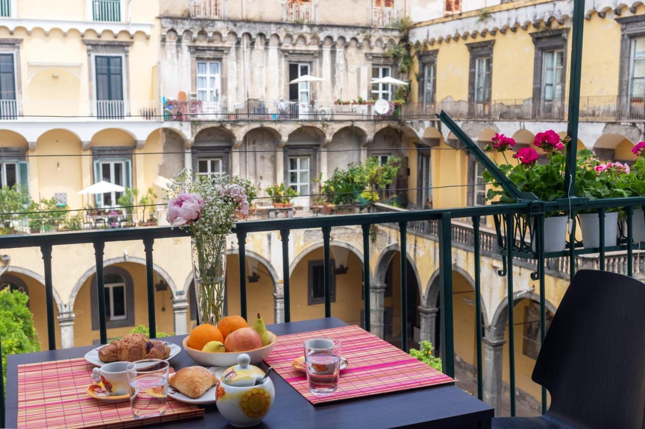 Cloistervista Apartment Napoli Esterno foto