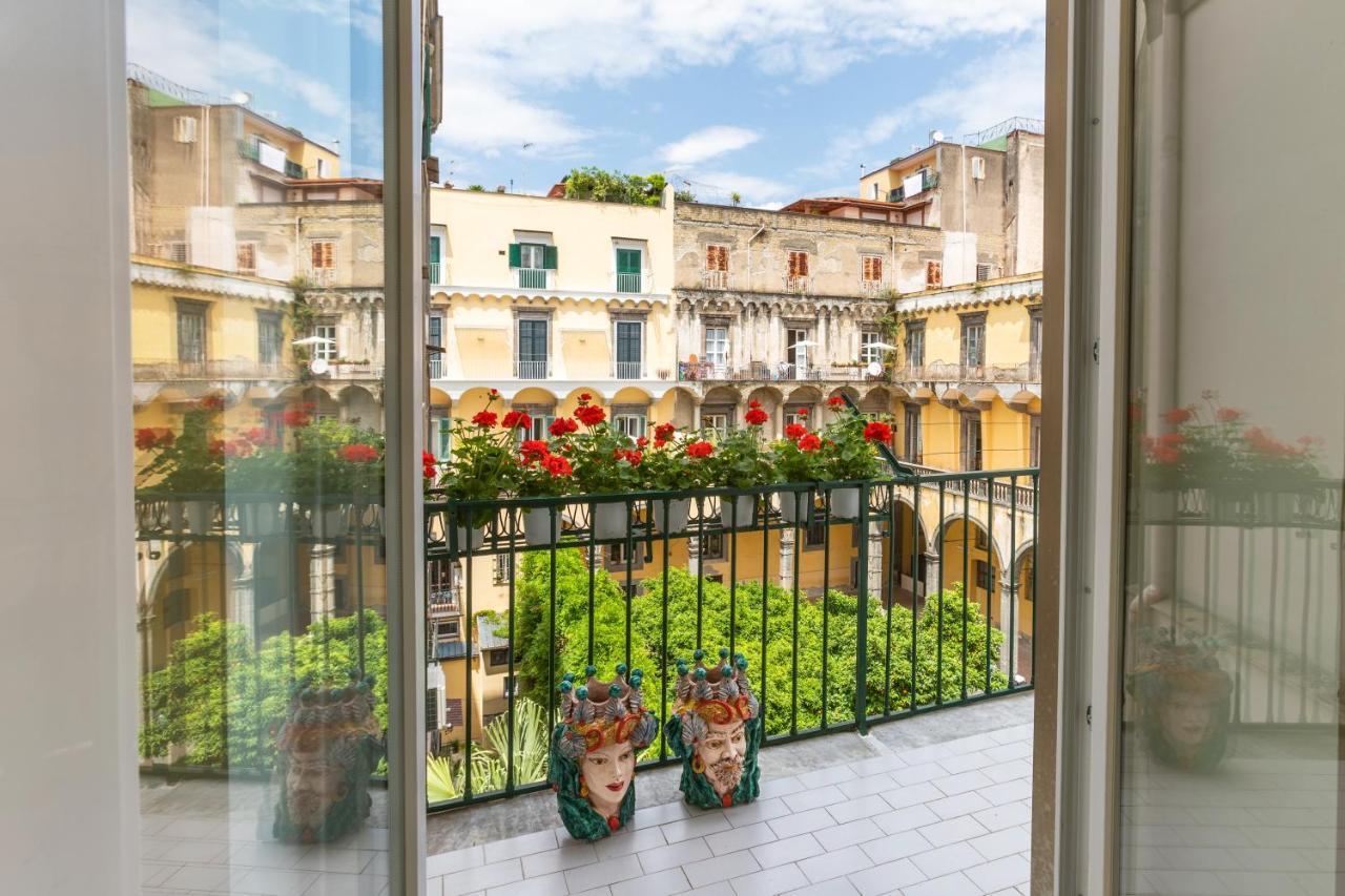 Cloistervista Apartment Napoli Esterno foto